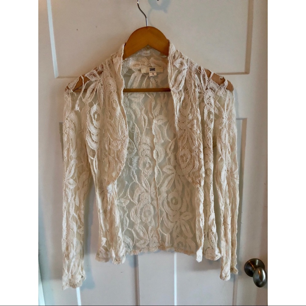 ISSI Off-White Lace Shrug GORGEOUS